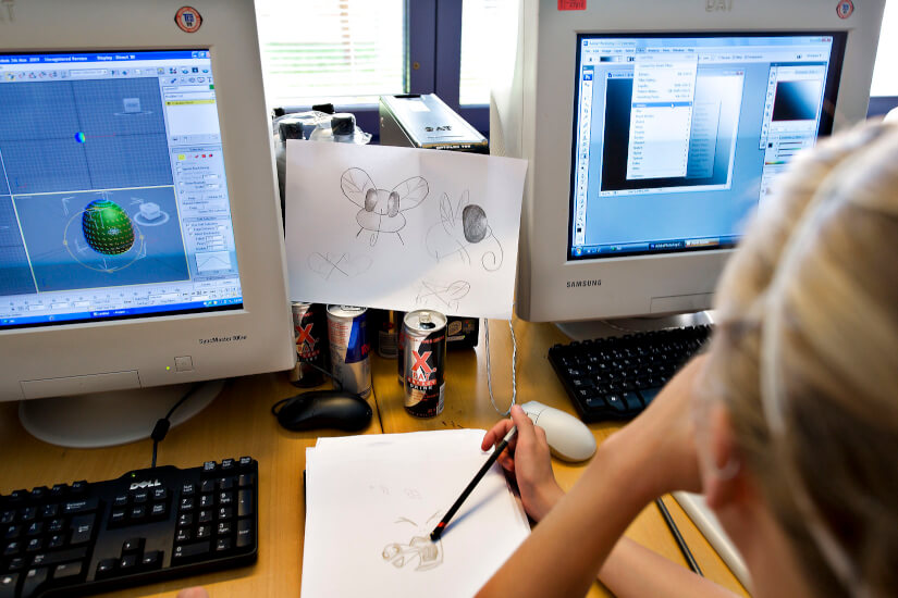 Programm__r_kvinde_computere_Henning_Bagger_Ritzau_Scanpix