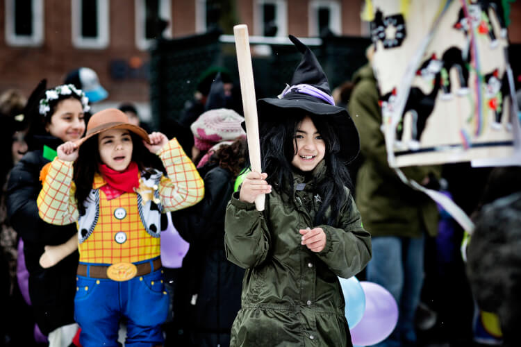 20130210-160842-L-1920x1280we