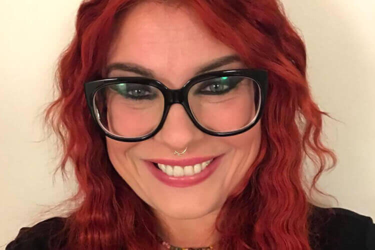 Tania1